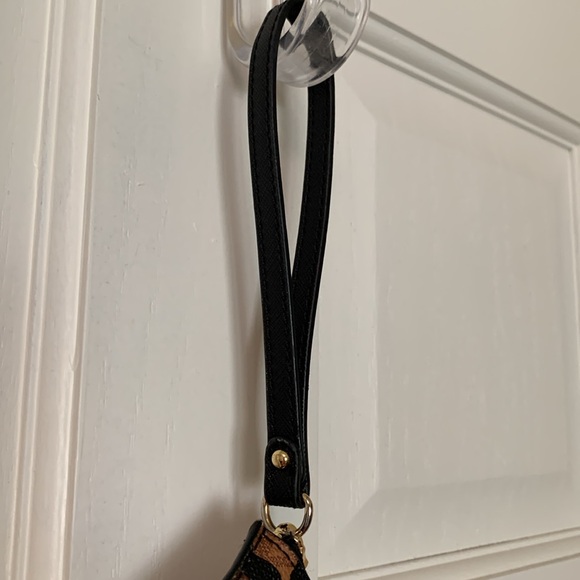 Michael Kors Wristlet - Picture 4 of 15